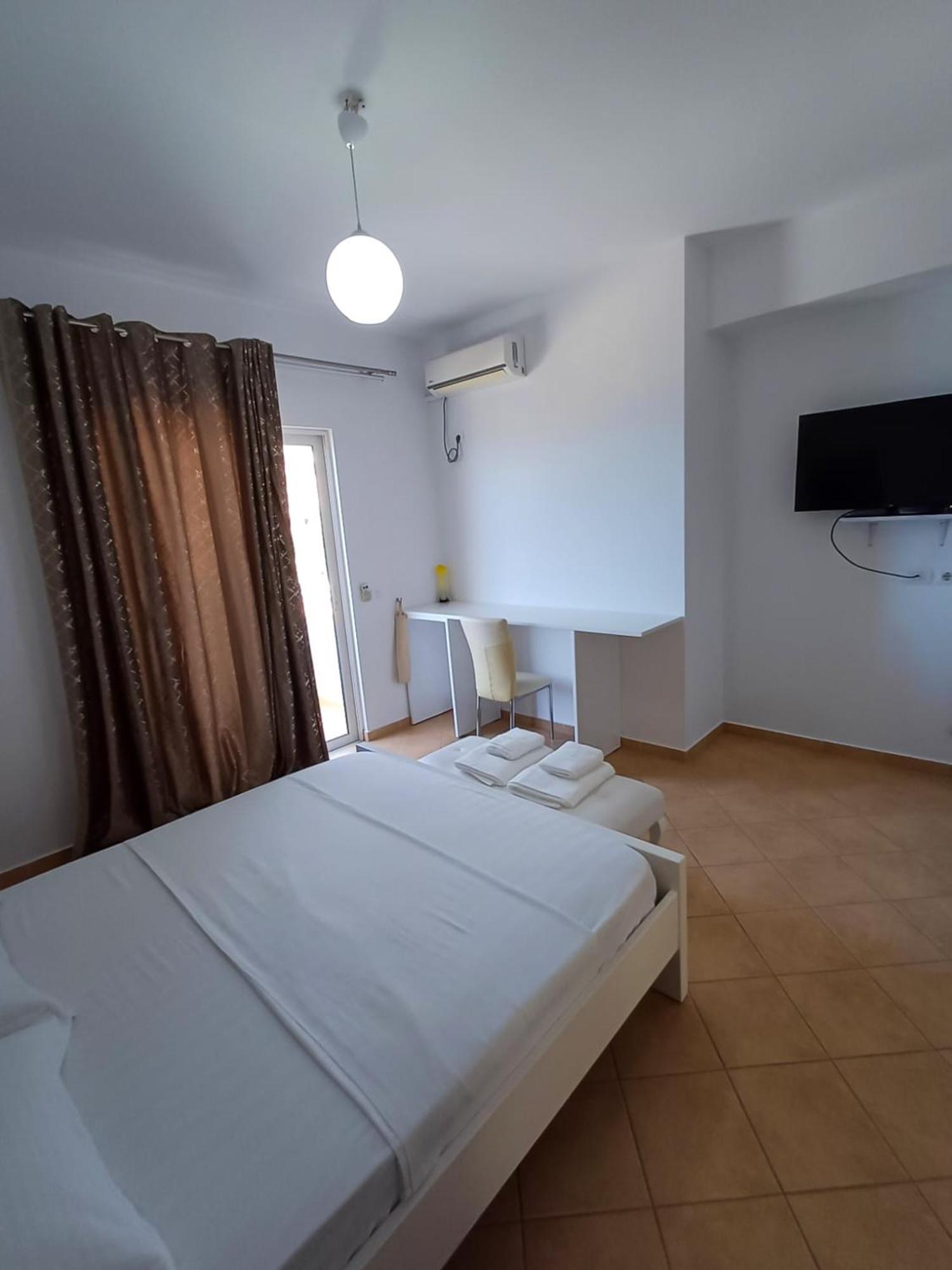 Hotel Sherifi Saranda Zewnętrze zdjęcie
